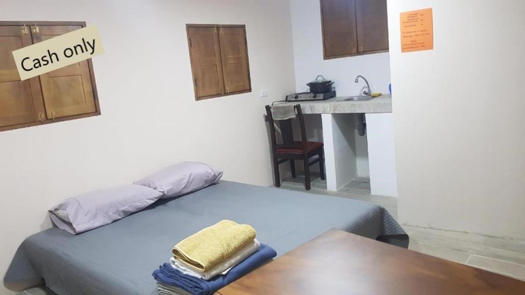 Homestay Hogar Tico-estadounidense Cerca De Aeropuerto
